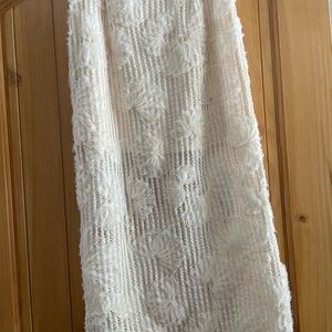 Astr Cream Floral Textured Pencil Skirt